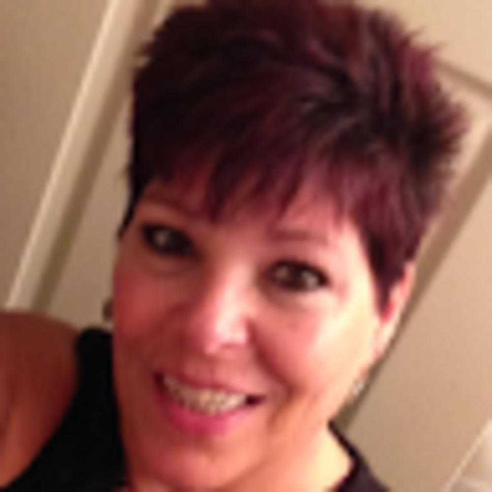 Meet your Posher, Debi